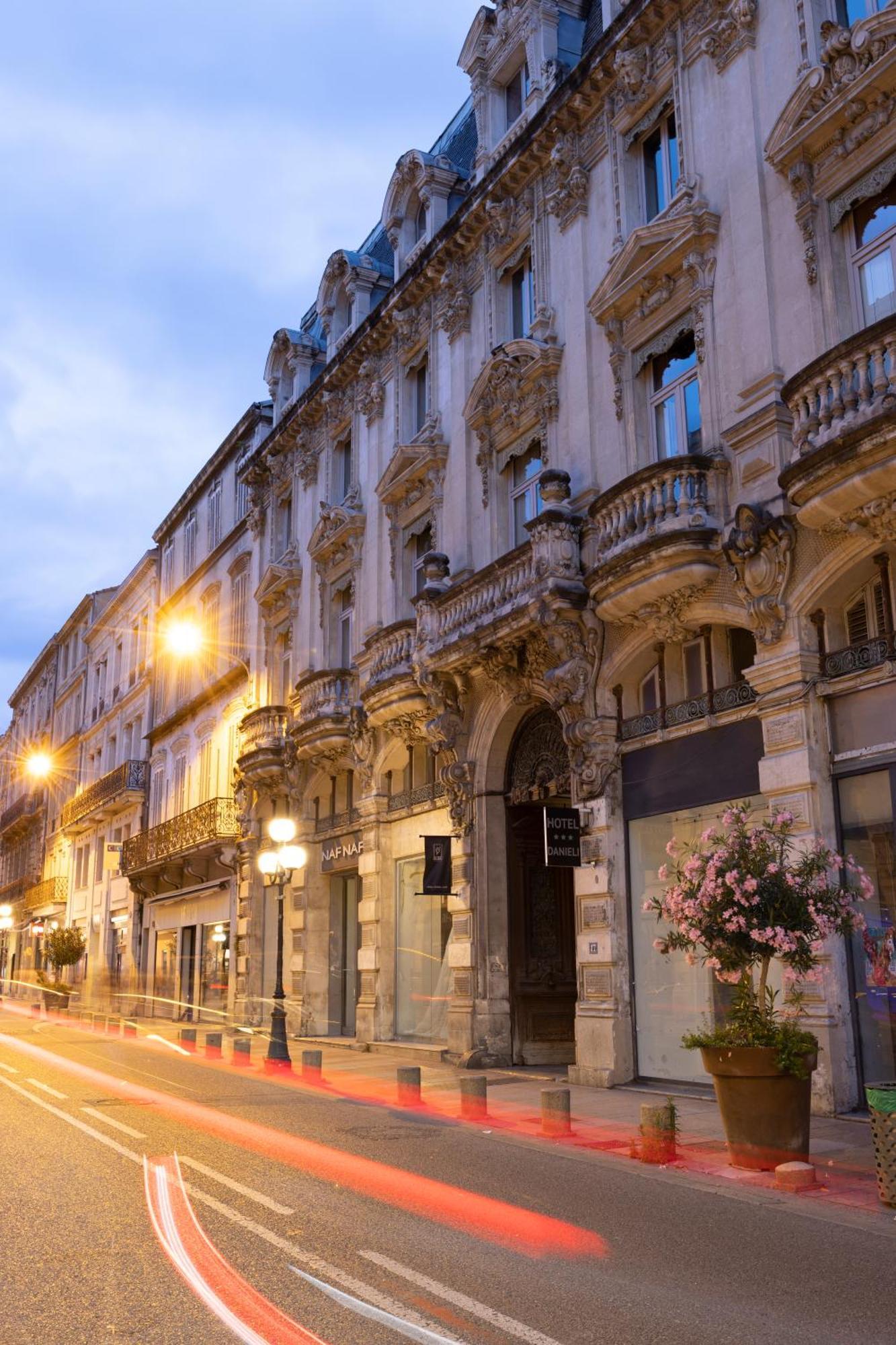 Hotel The Originals Boutique, Danieli, Avignone