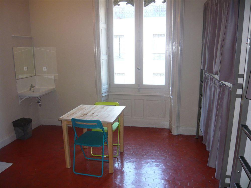 Hotel The Originals Boutique, Danieli, Avignone